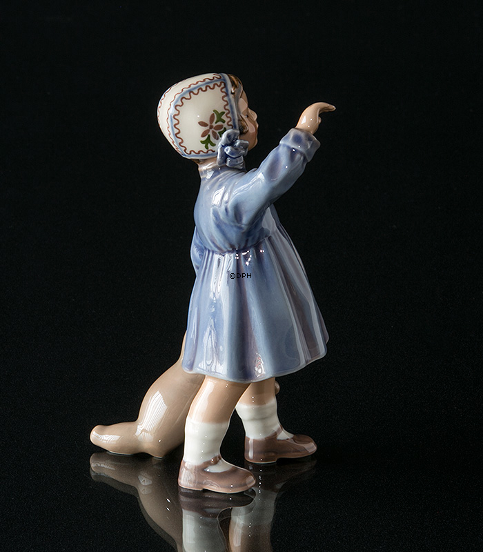 Mädchen mit Teddy Bär winkt, Dahl Jensen Figur