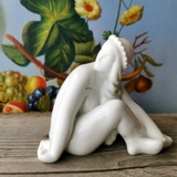 Mädchen sitzt Dahl Jensen Figur Nr. 1200