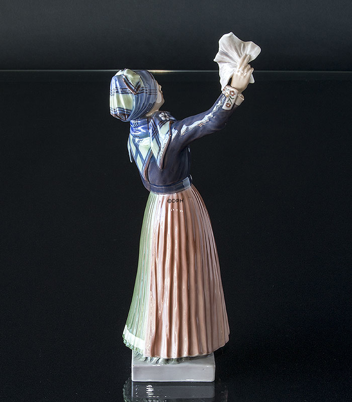 Winkendes Fanø Mädchen Dahl Jensen Figur Nr. 1325