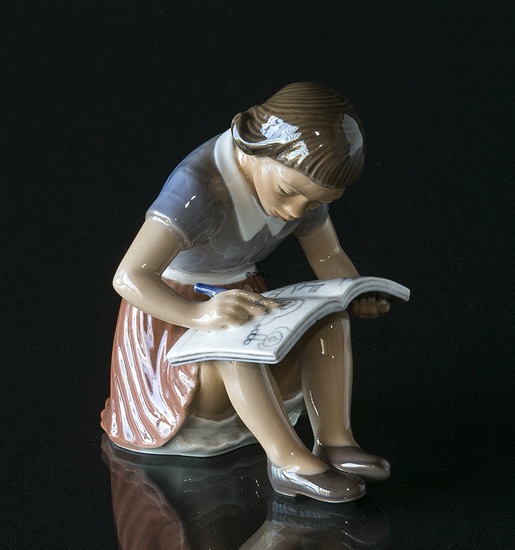 Dahl Jensen Figur Mädchen Nr. 1332