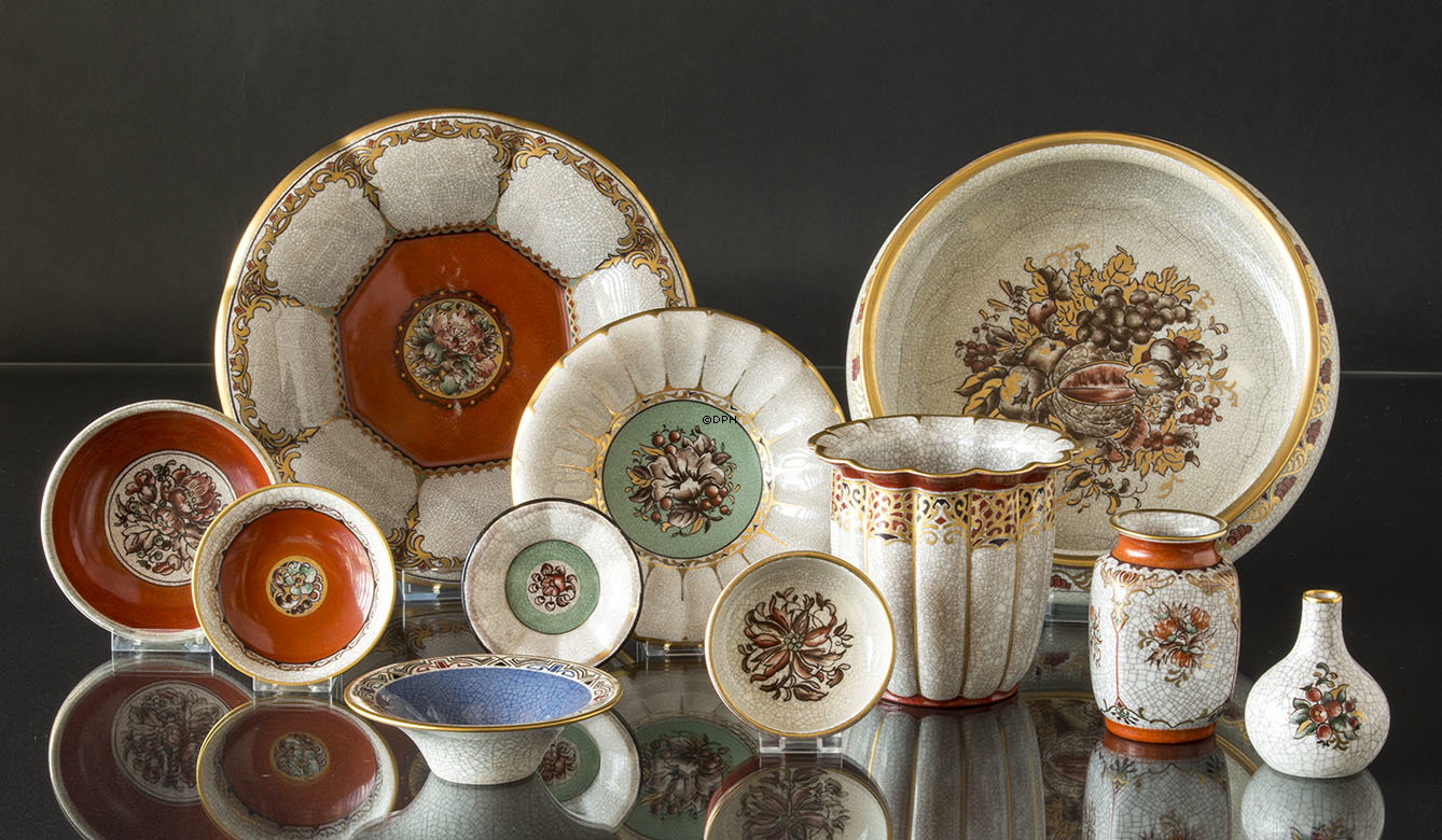 Dahl Jensen Grüne Schale Craquele mit Blumen 10 cm Nr. 183-584