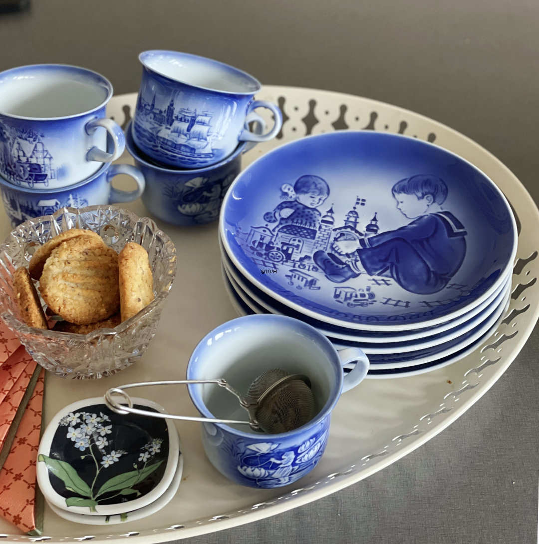 1995 Desiree Svend Jensen Hans Christian Andersen Weihnachtstasse