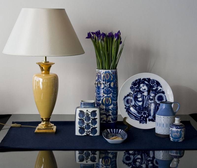 Wiinblad Teller, M&#xE4;dchen