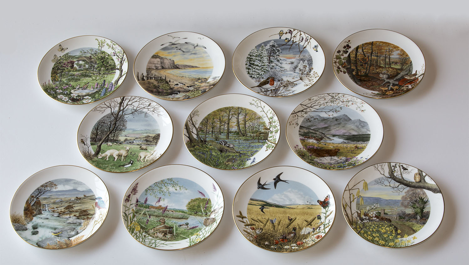 Royal Worchester Landschaft Monatsteller Serie - 11 Stück - Franklin Porcelain