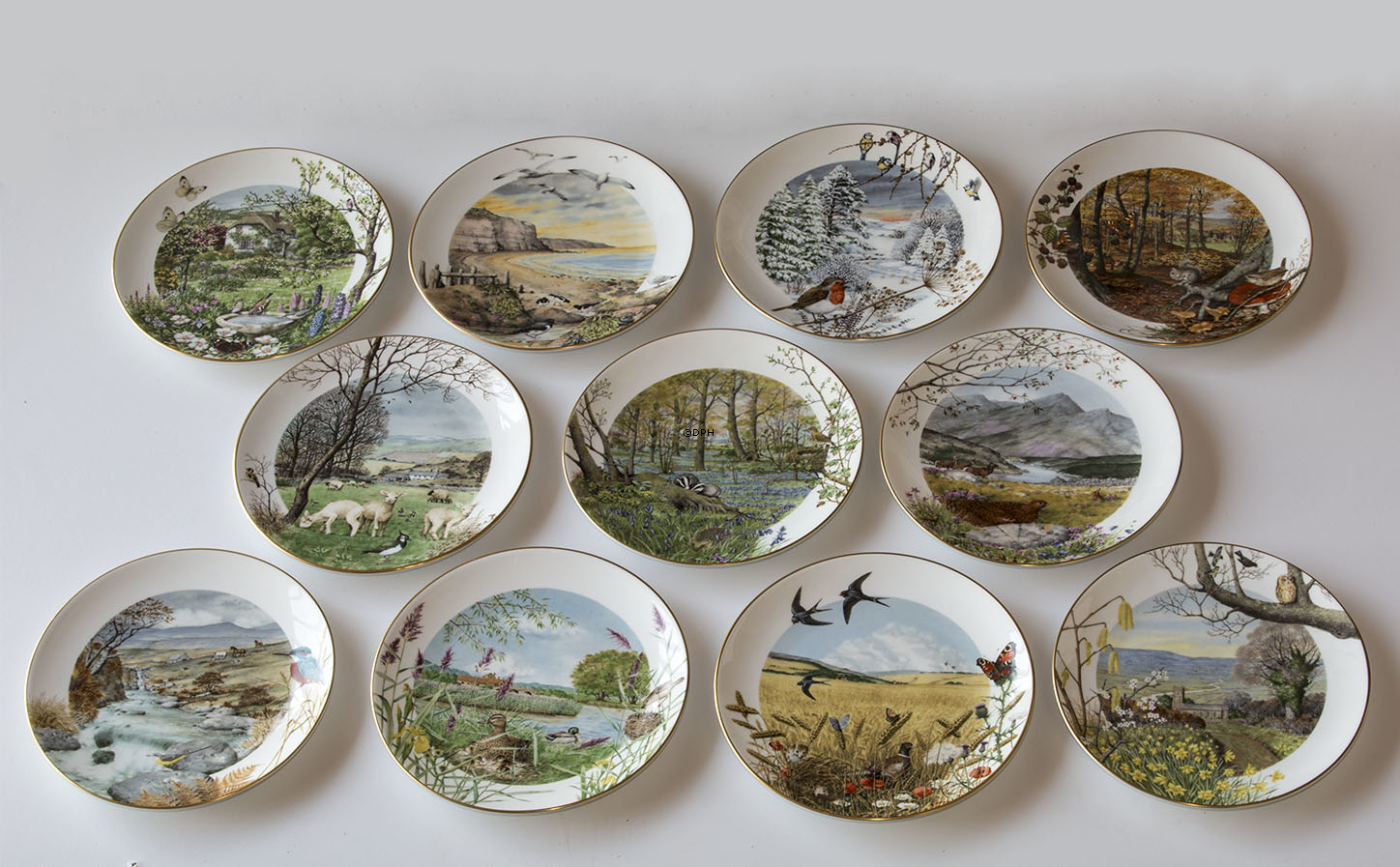 Royal Worchester Landschaft Monatsteller Serie - 11 Stück - Franklin Porcelain