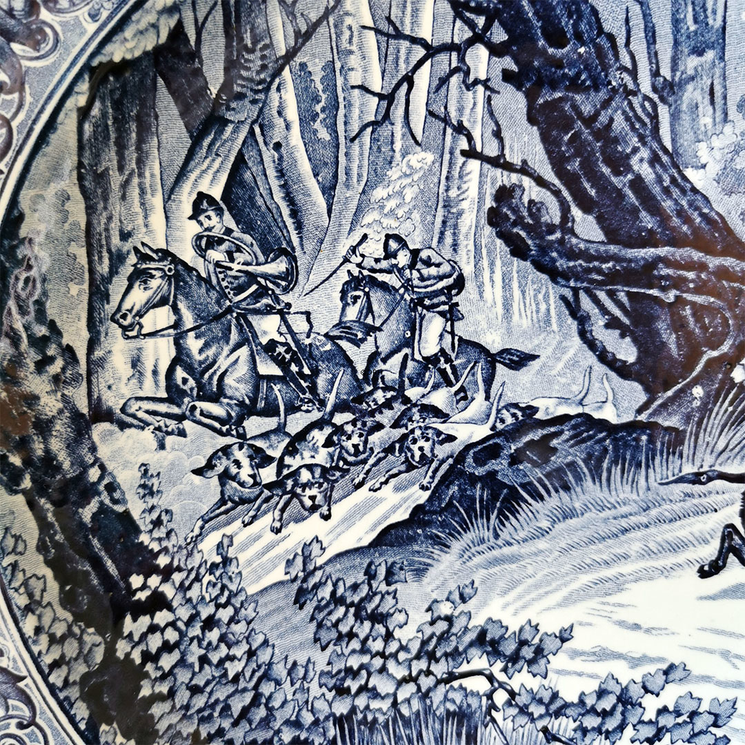 Teller mit Wildschweinjagd, Holländischer Delfts Teller