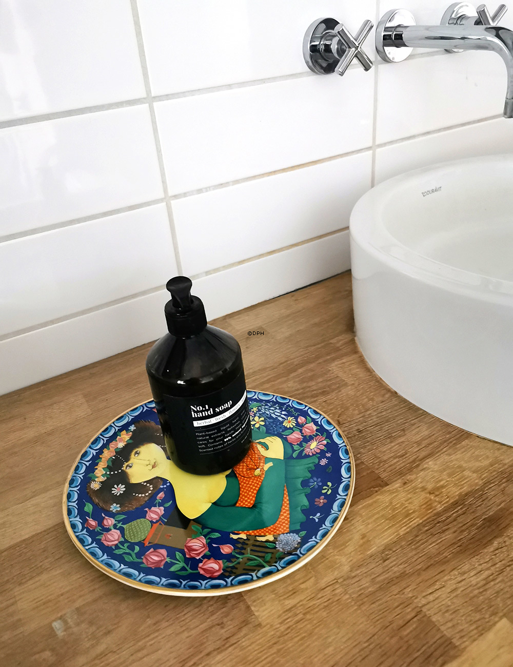 1982 Gustavsberg Kunstweihnachtsteller, Die Jungfrau Maria mit Jesuskind