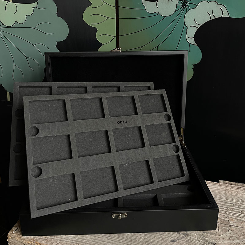 Schwarze Aufbewahrungsbox für Georg Jensen 36 Stk. Weihnachtsschmuck.
