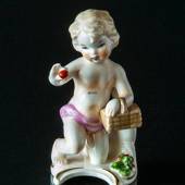 Goebel Hummel Monatsfigur Juli Mädchen mit Korb und Beeren