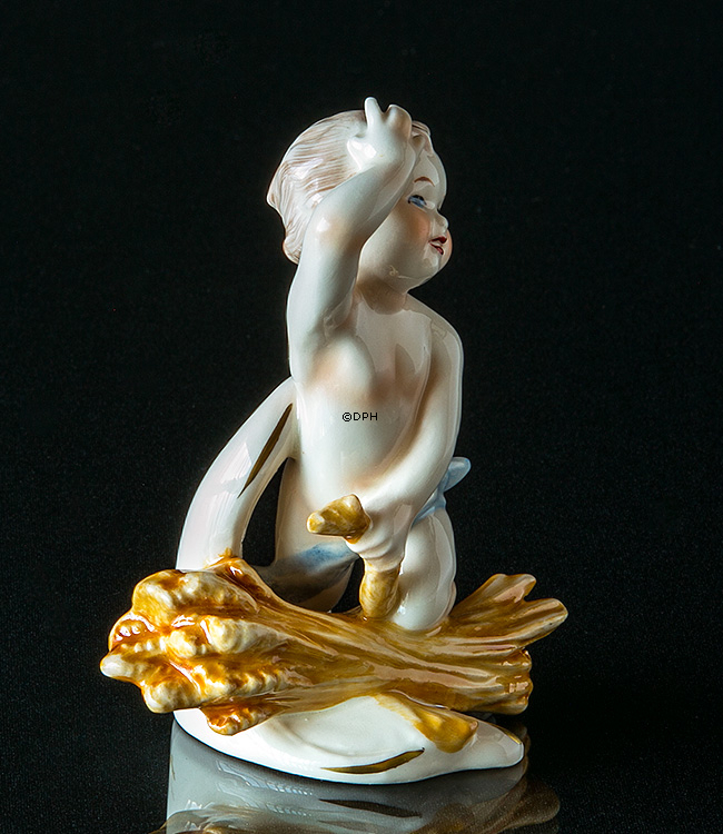 Goebel Hummel Monatsfigur August Junge mit Garbe