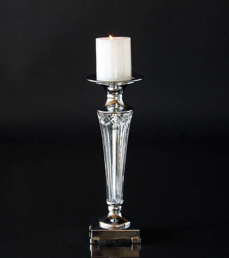 Kerzenhalter in Chrom und Klarglas