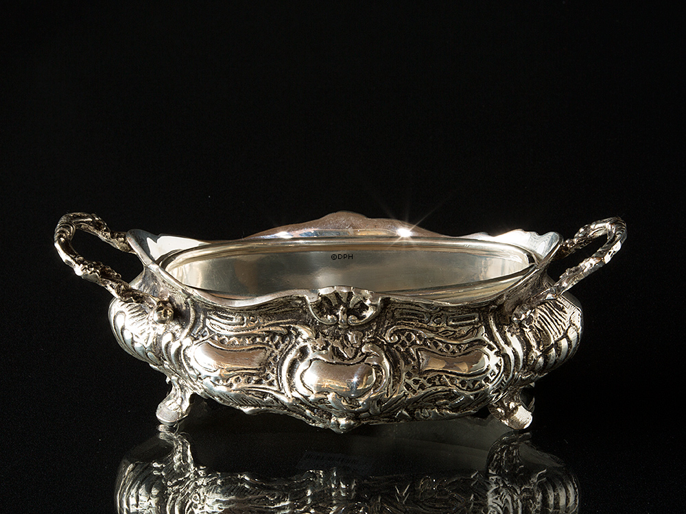 Blumentopf, klein länglich im Rokokostil