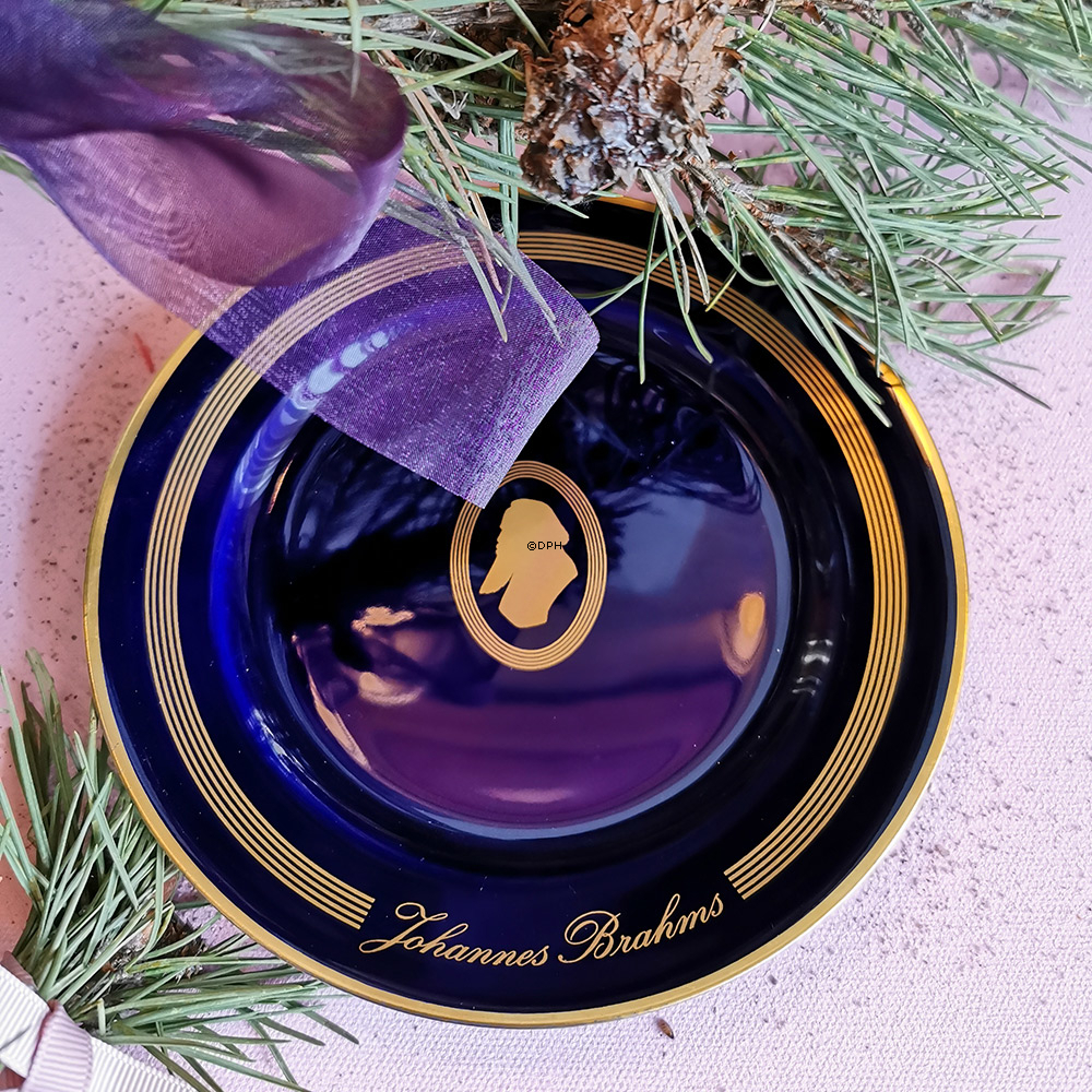 Komponist Kaffeegeschirr, Brahms, Tasse, Untertasse und Kuchenteller Nr. 3, Bing & Gröndahl