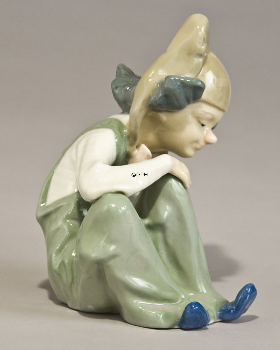 Clown nachdenkt die Situation