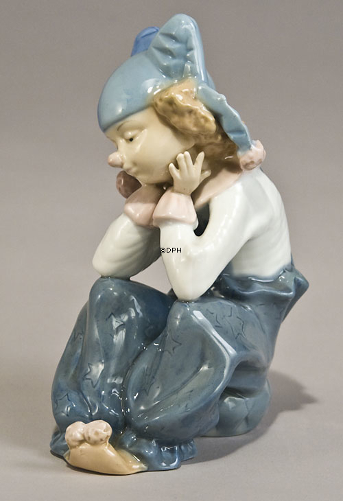 Clown denkt über sein Leben