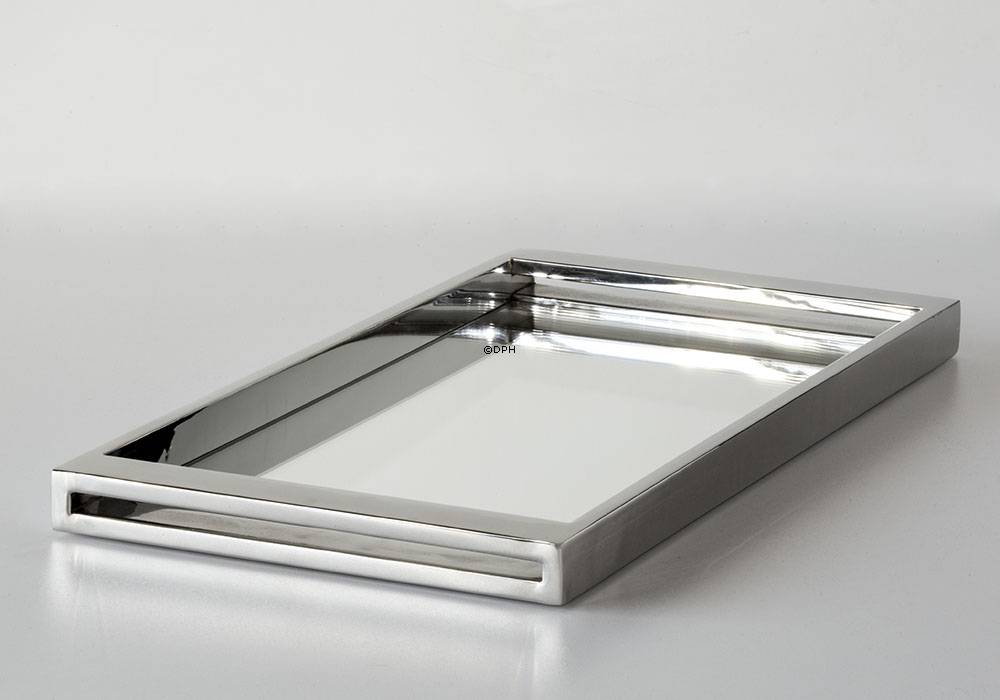 Niedriges viereckige Tablett in poliertem Stahl mit Spiegel