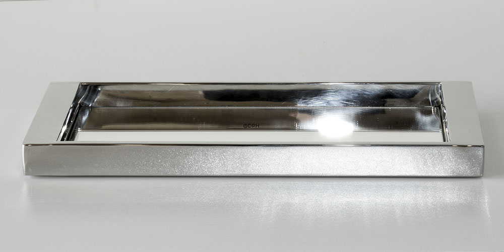 Niedriges viereckige Tablett in poliertem Stahl mit Spiegel
