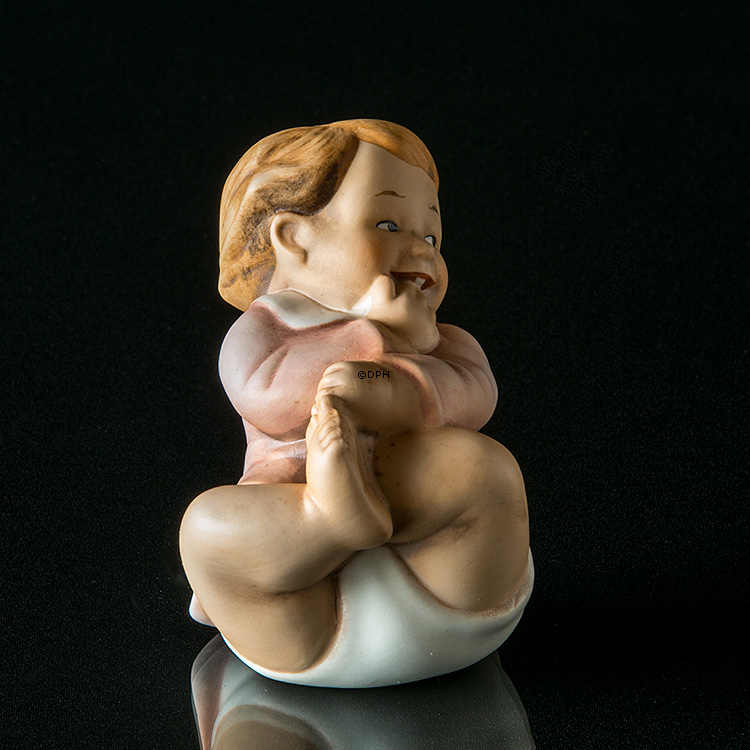 Goebel Hummel Nina und Marco sitzendes Baby