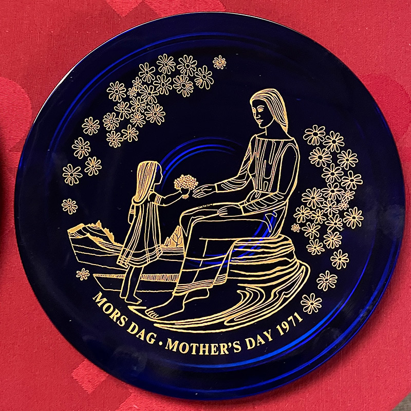 1971 Orrefors Muttertagsteller