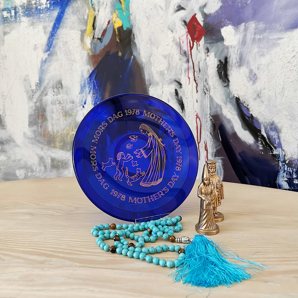 1978 Orrefors Muttertagsteller