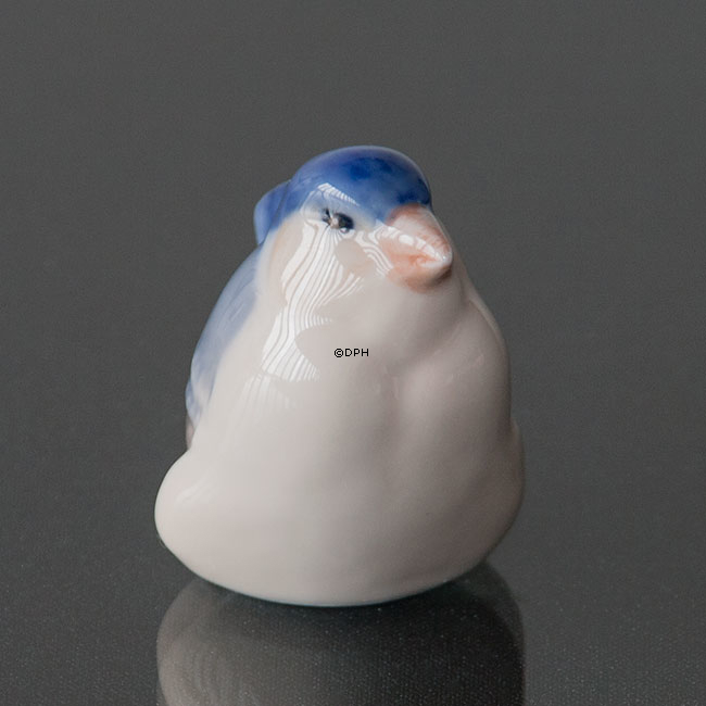 Fink sitzt auf, Royal Copenhagen Vogelfigur Nr. 081 oder 1040