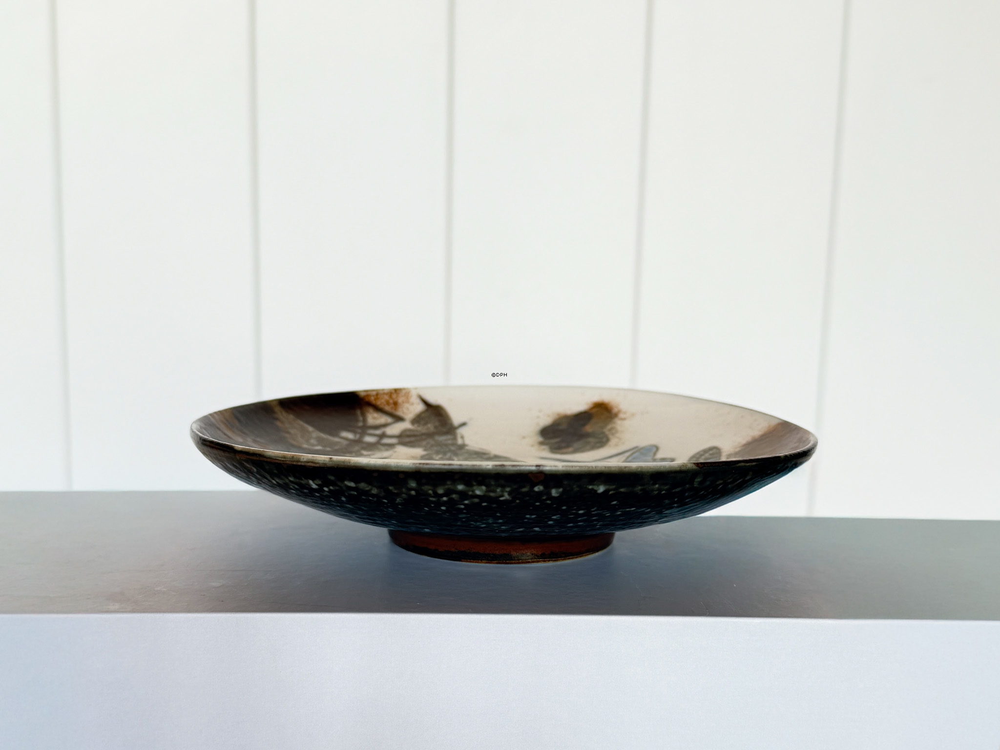 Diana Fayence-Schale mit Schmetterlingen, Royal Copenhagen Nr. 1058-5328