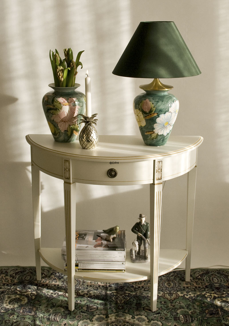 Jäger mit Hund, der seine Schrotflinte lädt, Royal Copenhagen Figur Nr. 084 oder 1087