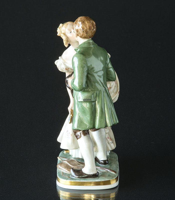 Die Prinzessin und der Schweinehirt küssen, Royal Copenhagen Figur Nr. 1114