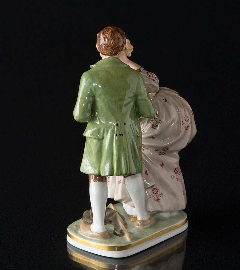 Die Prinzessin und der Schweinehirt küssen, Royal Copenhagen Figur Nr. 1114
