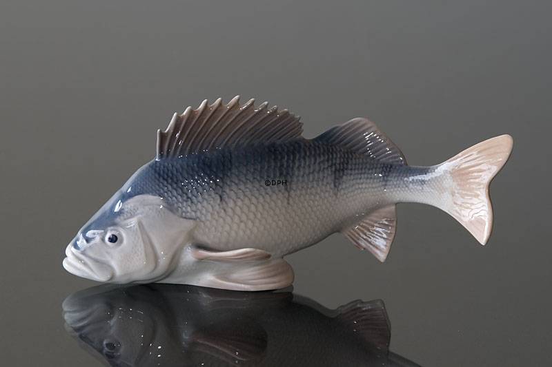 Barsch für den begeisterten Angler, Royal Copenhagen Fischfigur Nr. 1138
