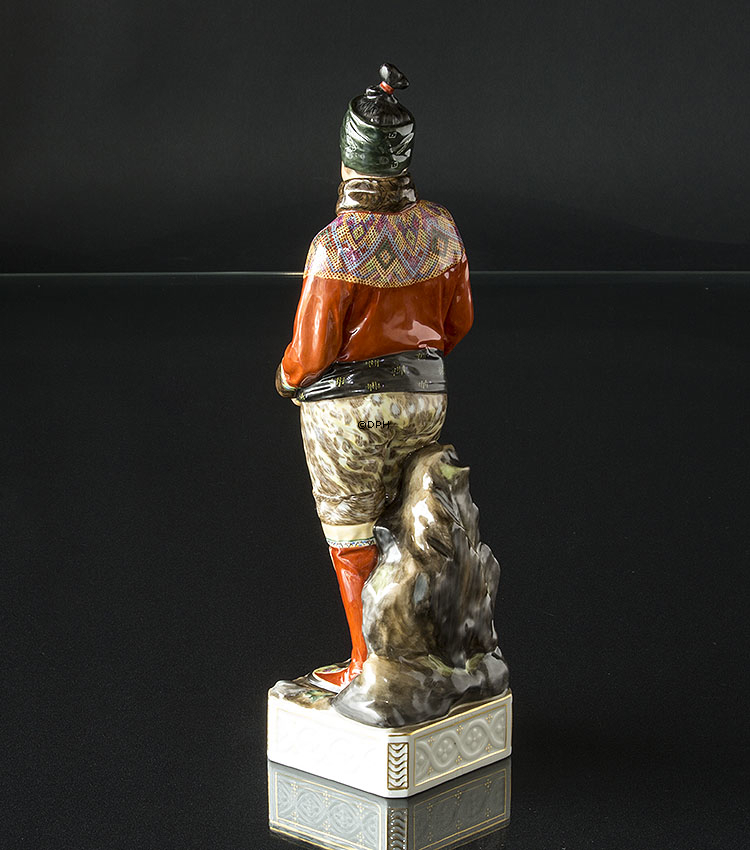 Grönländisches Paar, Frau und Mann, Royal Copenhagen Überglasurfigur Nr. 12224 und 12225