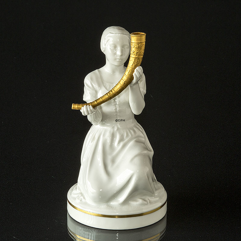 Das Mädchen mit dem goldenen Horn, Royal Copenhagen Überglasur Figur Nr. 12242