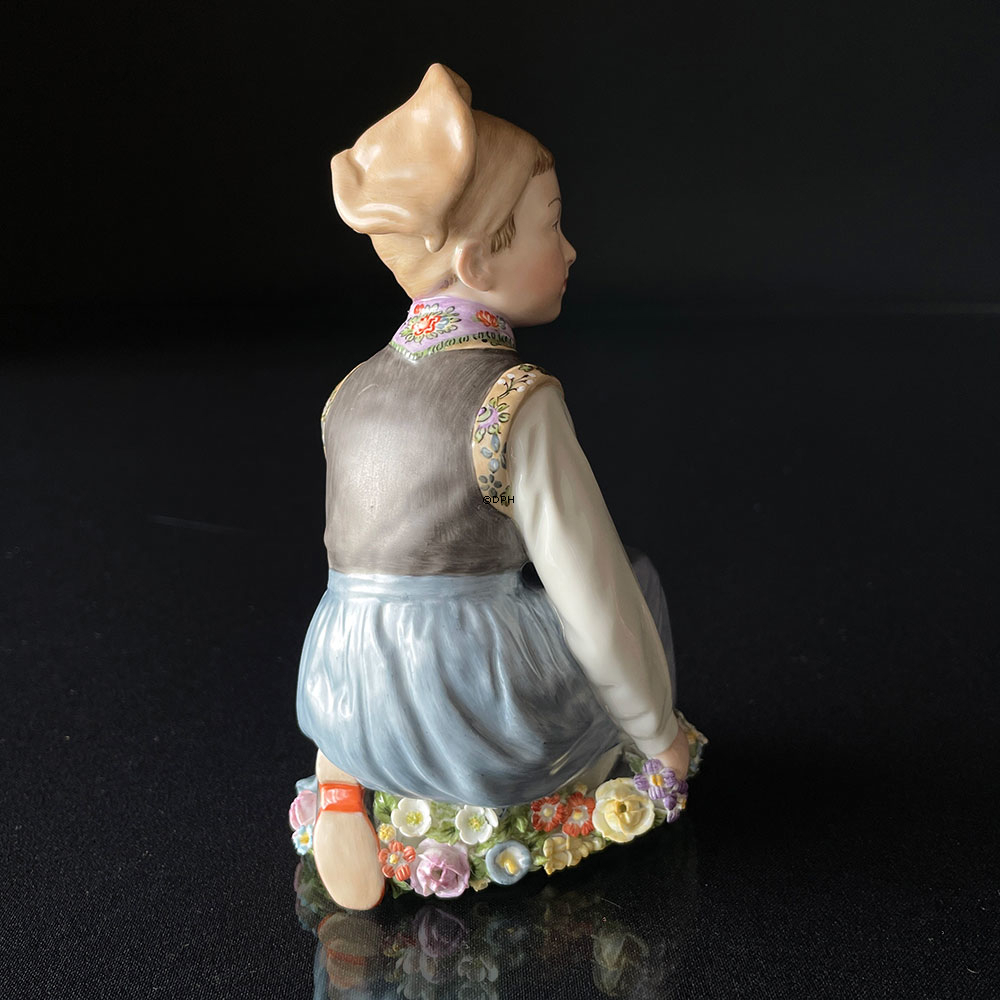 Amager Junge, Royal Copenhagen Überglasurfigur Nr. 12414