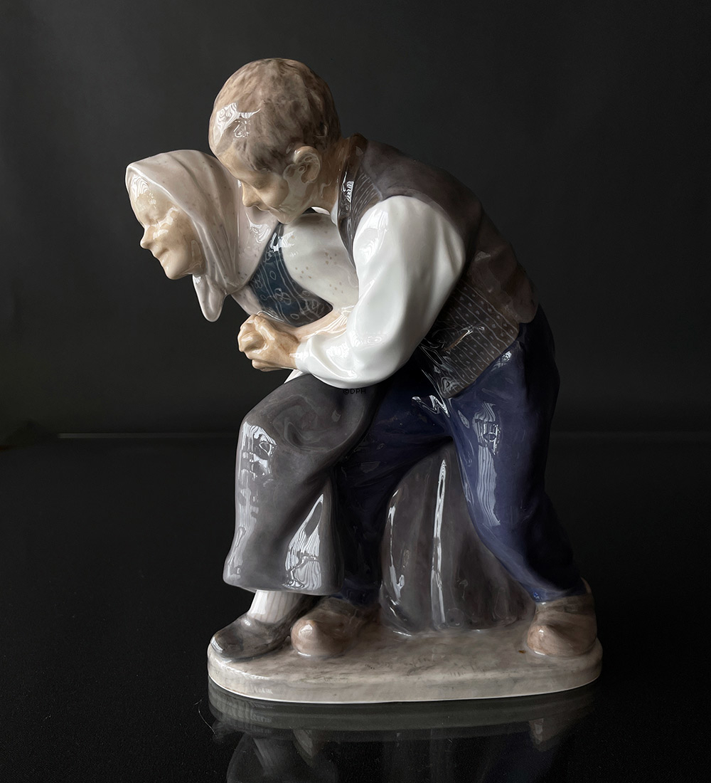 Tanzendes Bauerpaar , Royal Copenhagen Figur Nr. 1326