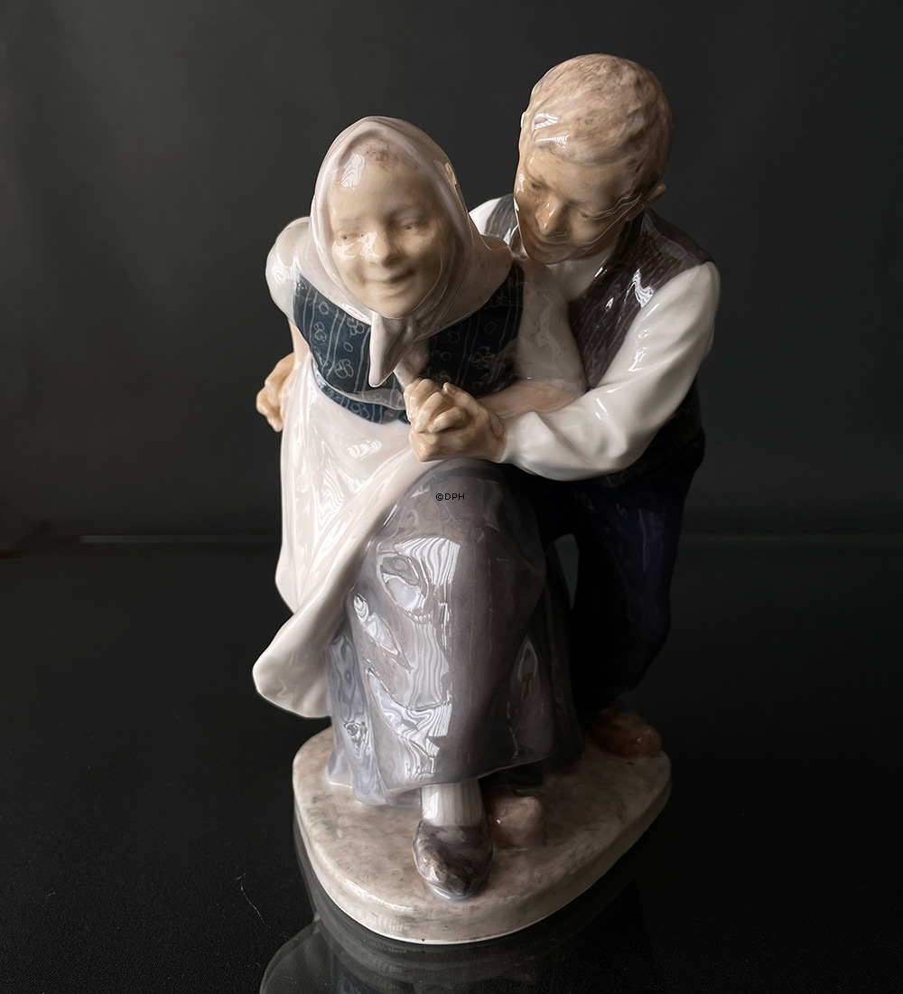 Tanzendes Bauerpaar , Royal Copenhagen Figur Nr. 1326