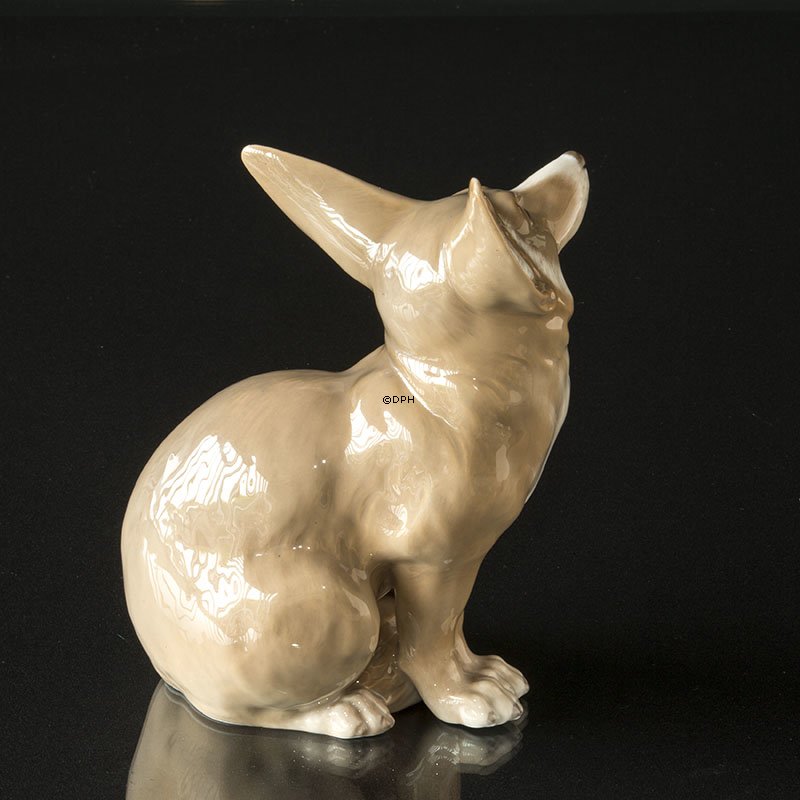 Fuchs sitzend, große Royal Copenhagen Figur Nr. 1327 (1931-1935) signiert Privat KH)