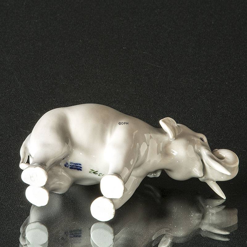 Stehender Elefant lille, Royal Copenhagen Figur Nr. 1372 (1922-1930)