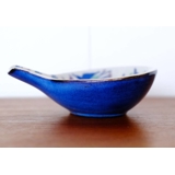 Fayence-Schale mit Henkel von Marianne Johanson, Royal Copenhagen Nr. 145-2898