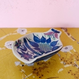 Fayence-Schale mit Henkel von Marianne Johanson, Royal Copenhagen Nr. 147-2900