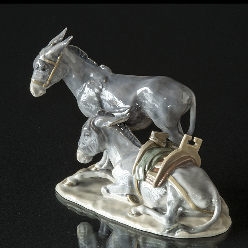 Zwei Esel auf Sockel, Royal Copenhagen Figur 1486 (1913) Sehr selten