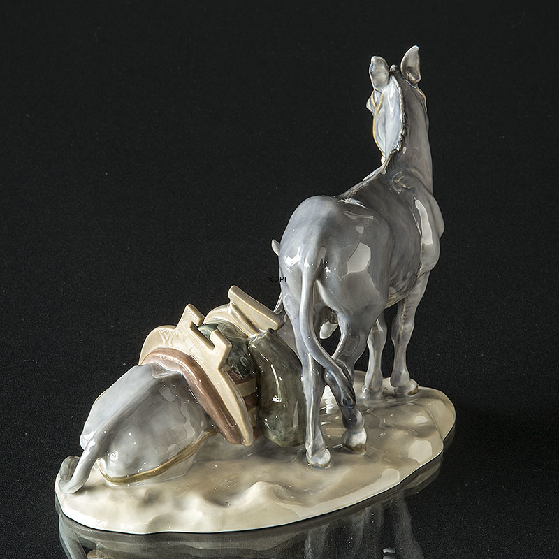 Zwei Esel auf Sockel, Royal Copenhagen Figur 1486 (1913) Sehr selten