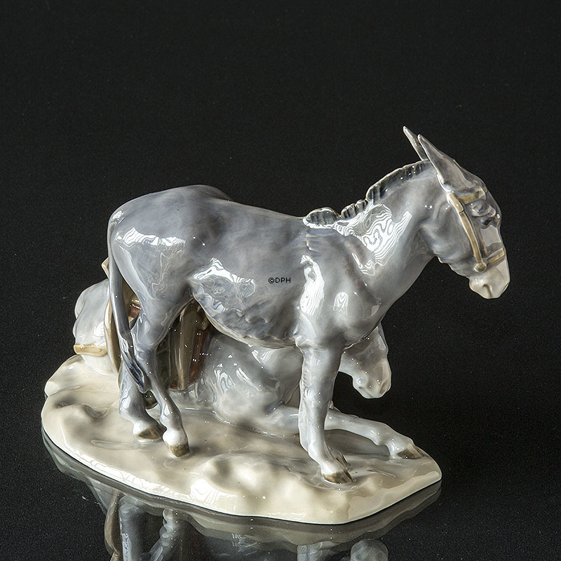 Zwei Esel auf Sockel, Royal Copenhagen Figur 1486 (1913) Sehr selten