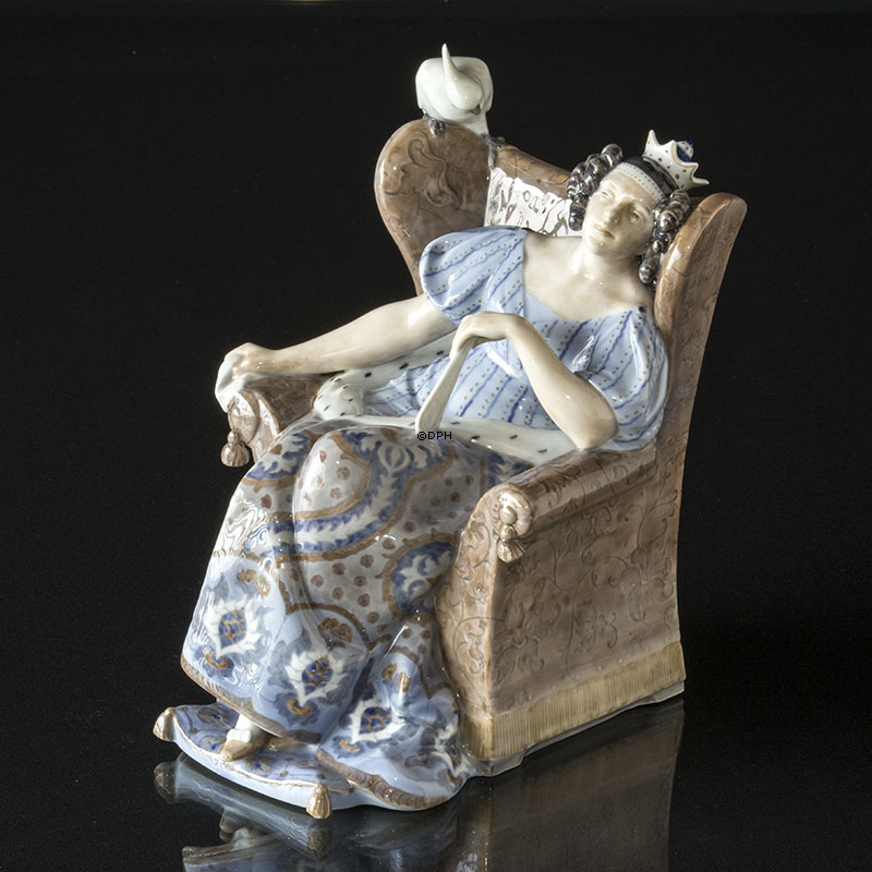 Die Königin, Royal Copenhagen Figur Nr. 1494 (1913) Repariert