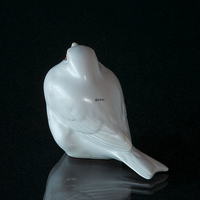 Sperling, Royal Copenhagen Vogelfigur Nr. 1519  Weißes Steinzeug mit Braunen Augen