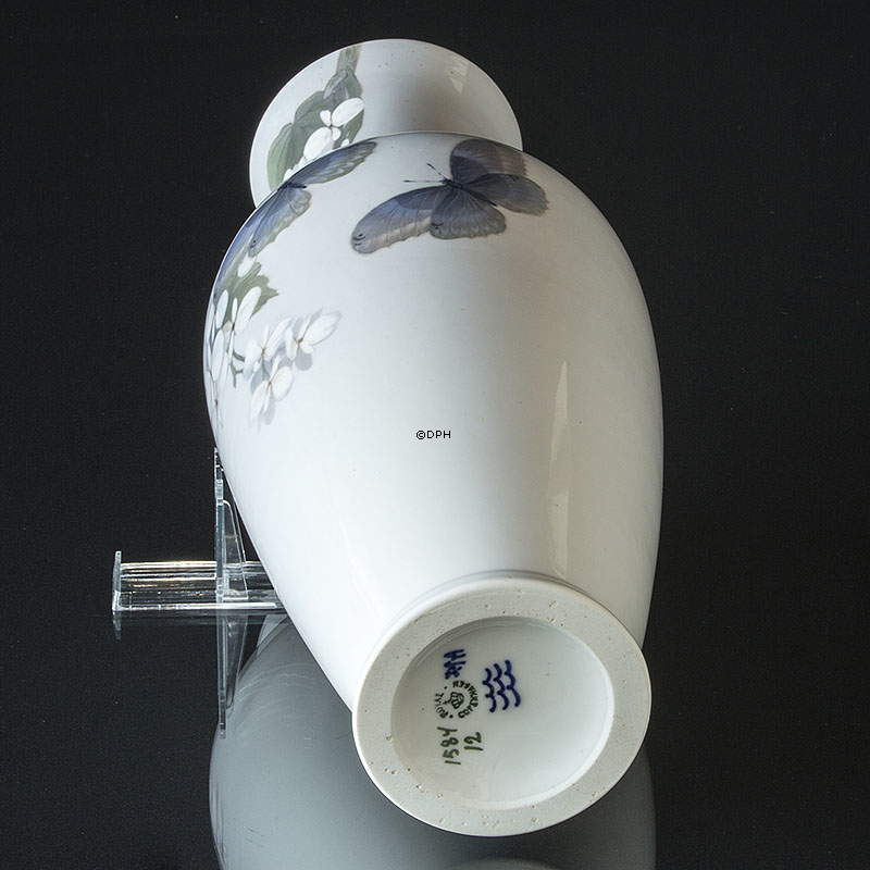 Royal Copenhagen Jugendstil Vase Schmetterlinge, (1894-1922) Nr. 1584-12 Unica