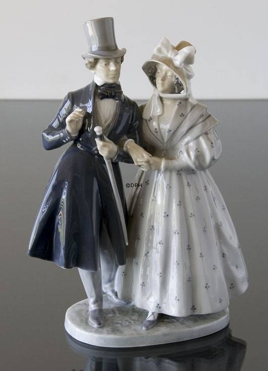 Ein Abend in Tivoli mit einem jungen Paar, Royal Copenhagen Figur Nr. 1593