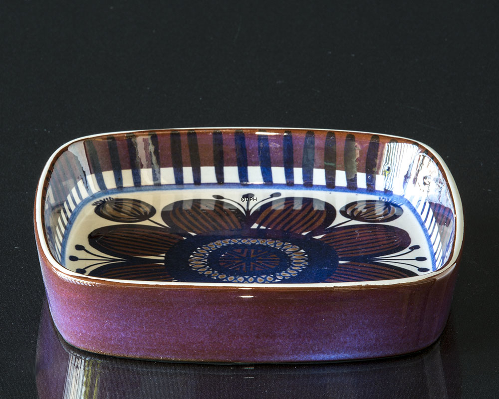 Fayenceschale von Elisabeth Selchau, Royal Copenhagen Nr. 167-2883