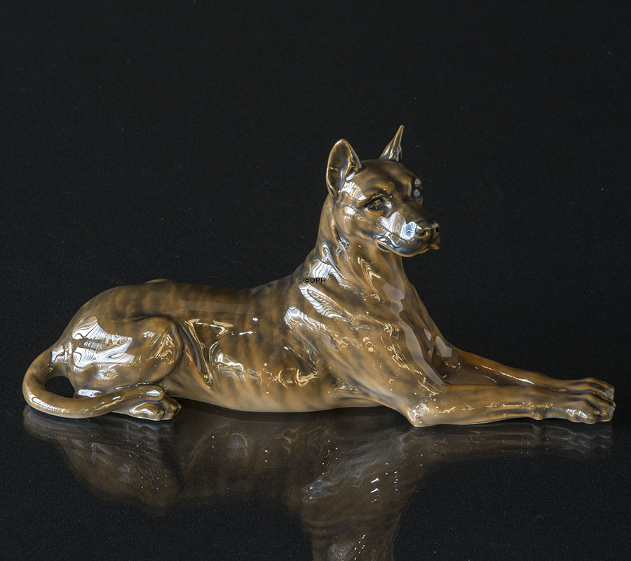 Deutsche Dogge mit Flecken, Royal Copenhagen Hundefigur Nr. 1679