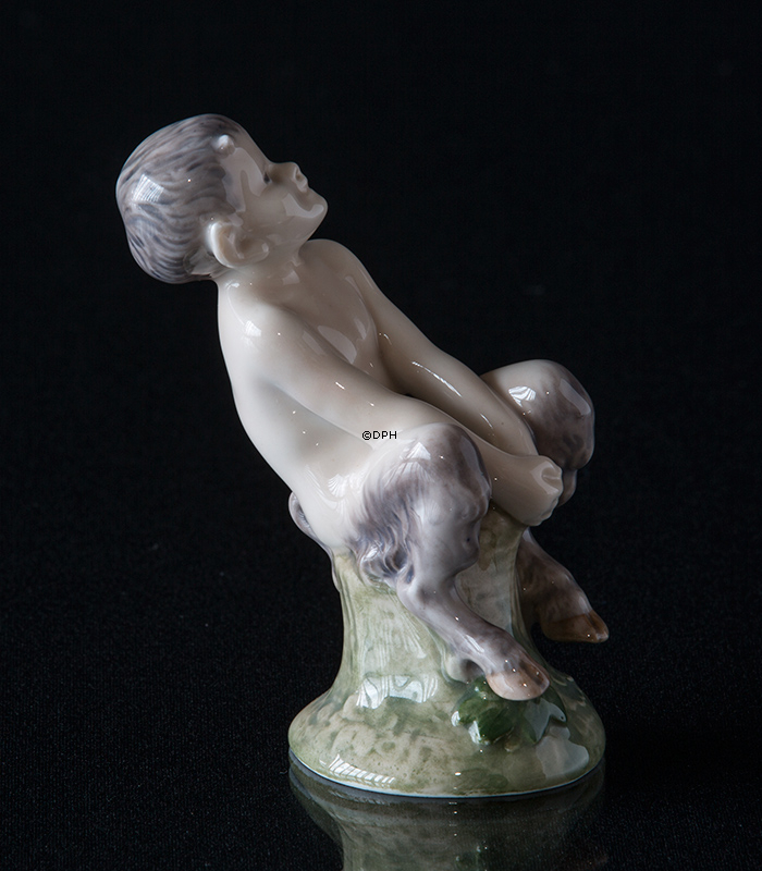 Satyr (Pan) auf Stummel, Royal Copenhagen Figur Nr. 1738