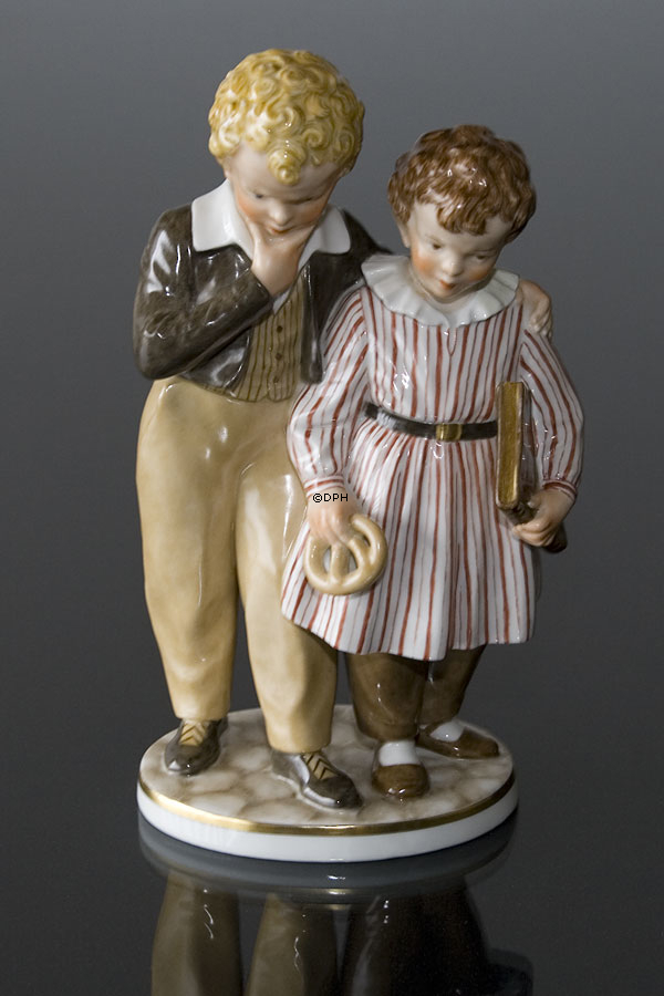 Der Flug nach Amerika, Junge & Mädchen, Royal Copenhagen Figur Nr. 1761 - überglasur